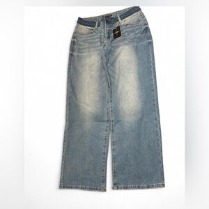 Women's Straight Leg Jeans - Blue Waist 17” Inseam 31”